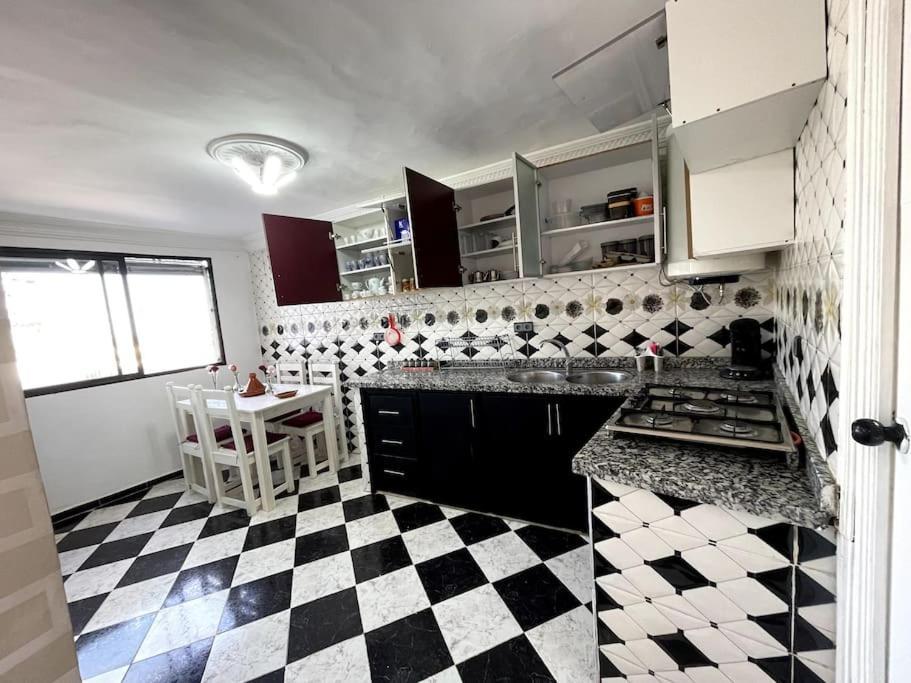 Belle Duplex With Terrace And Rooftop In The Heart Of Medina Tétouan Dış mekan fotoğraf